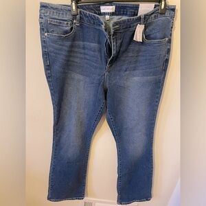 Lane Bryant curvey fit boot cut jeans size 22